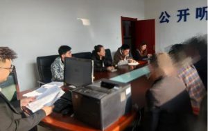 靖宇法院：老侯追“保”记：法院化身“养老钱”快递员，使命必达！