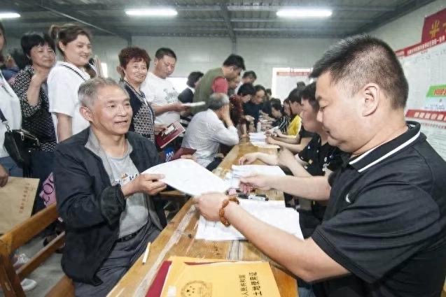 当“视同”成为“不认”的注脚：工龄认定背后的制度断层与权利困境